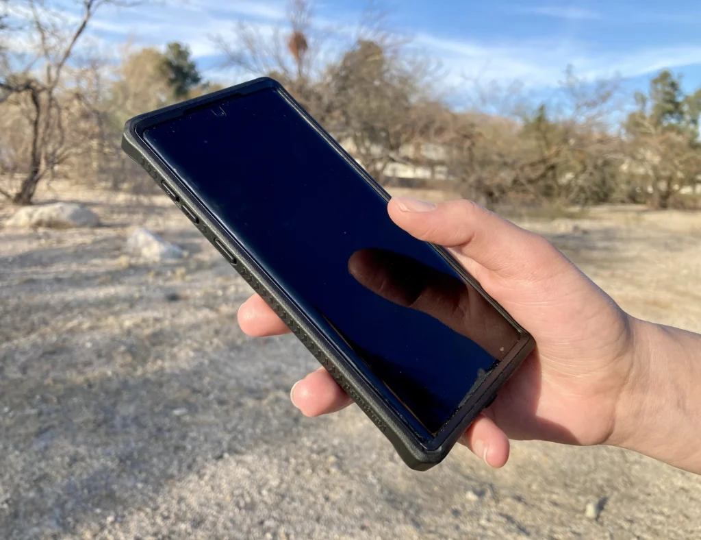 Manufactured Urgency: How Smartphones and TV Destroy More of Our Time than We Spend Working