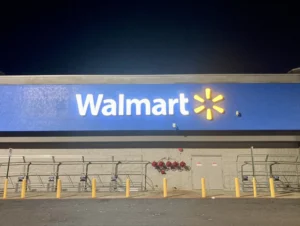 4 Reasons Why Van Lifers Fail at #VanLife and End Up Sleeping at Walmart